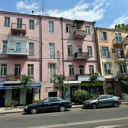 Guesthouses Opera Γιερεβάν Εξωτερικό φωτογραφία