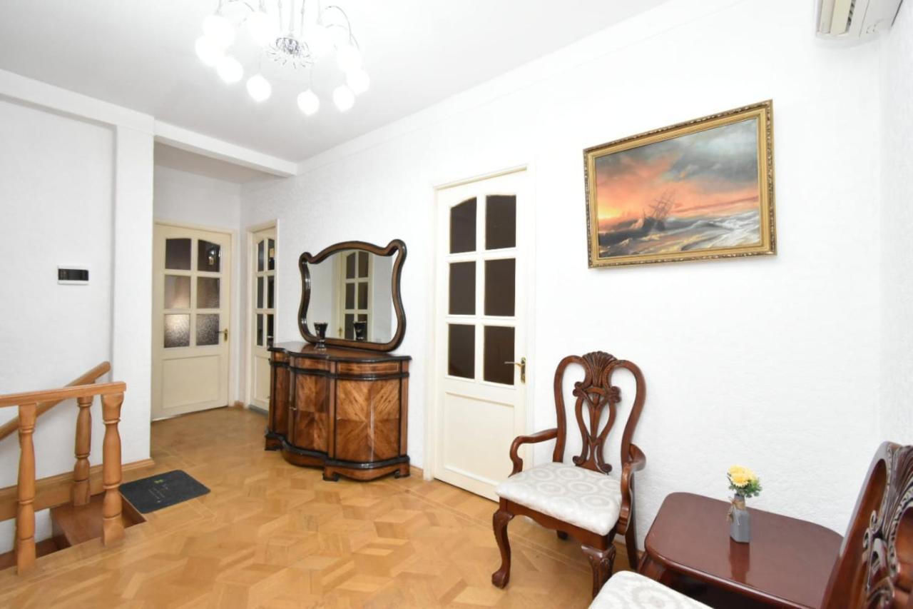 Guesthouses Opera Γιερεβάν Εξωτερικό φωτογραφία