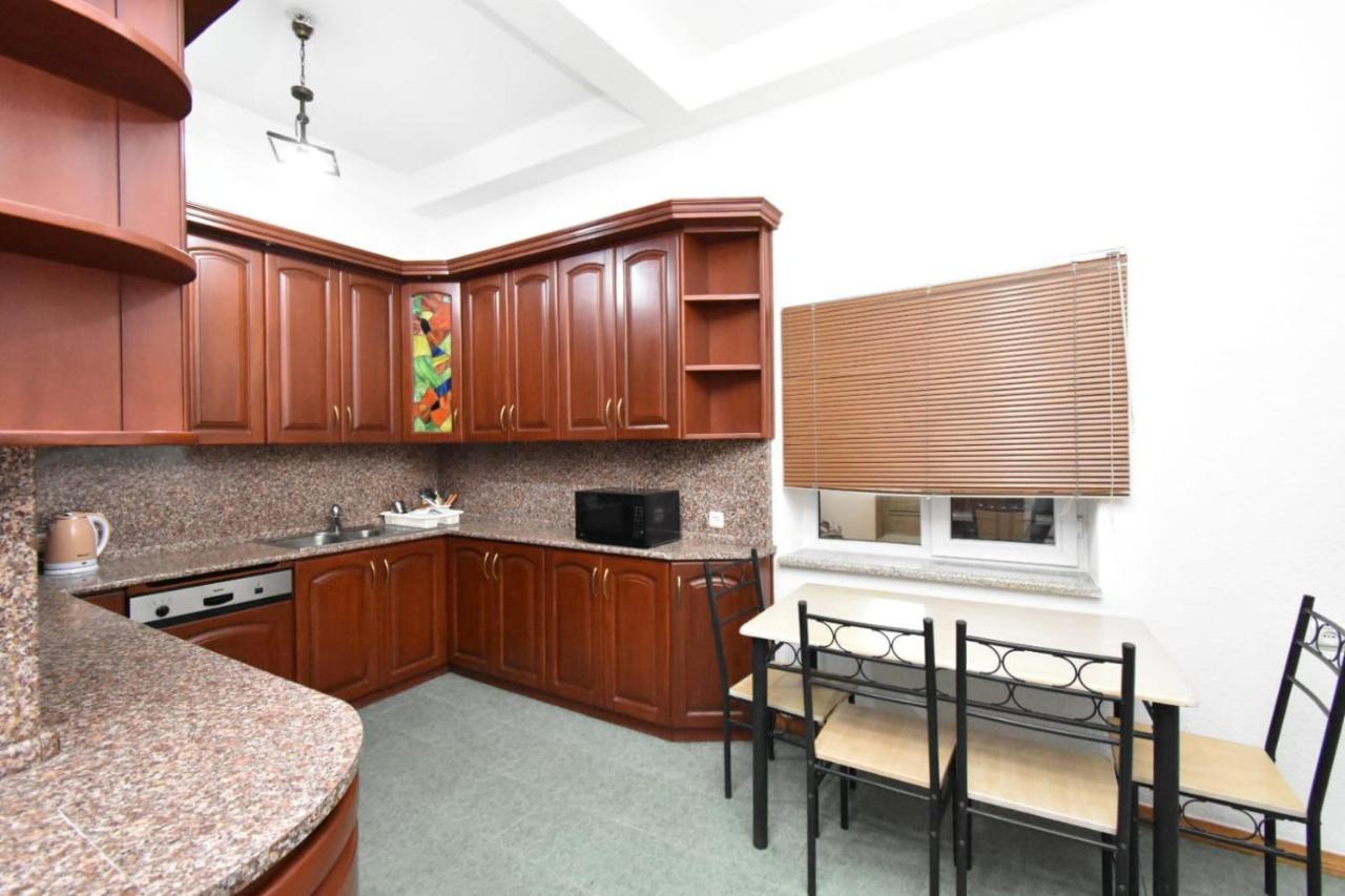 Guesthouses Opera Γιερεβάν Εξωτερικό φωτογραφία