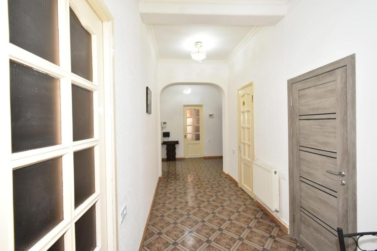Guesthouses Opera Γιερεβάν Εξωτερικό φωτογραφία