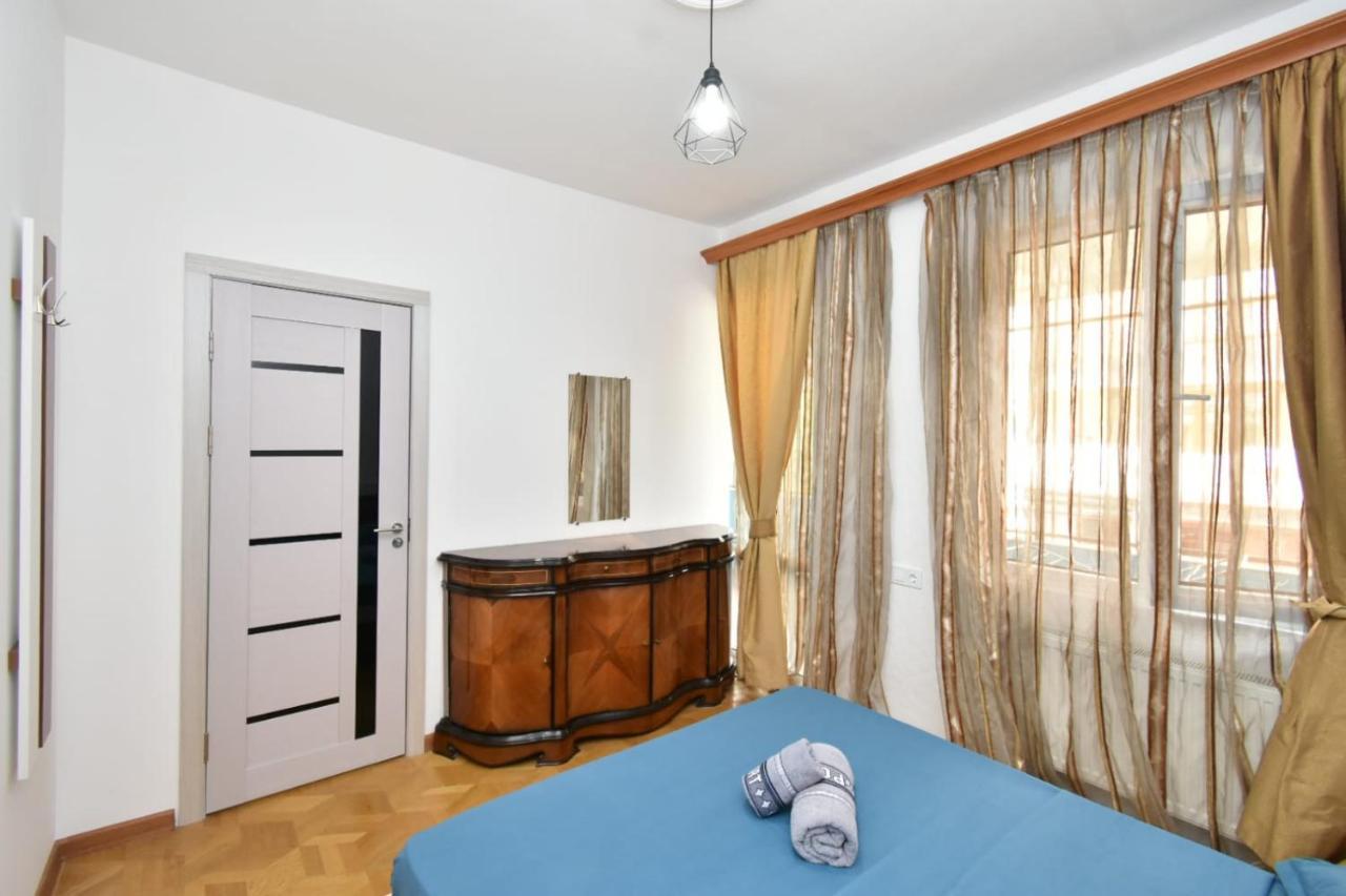 Guesthouses Opera Γιερεβάν Εξωτερικό φωτογραφία