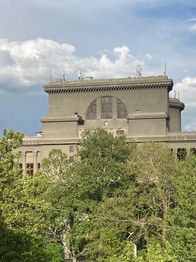 Guesthouses Opera Γιερεβάν Εξωτερικό φωτογραφία