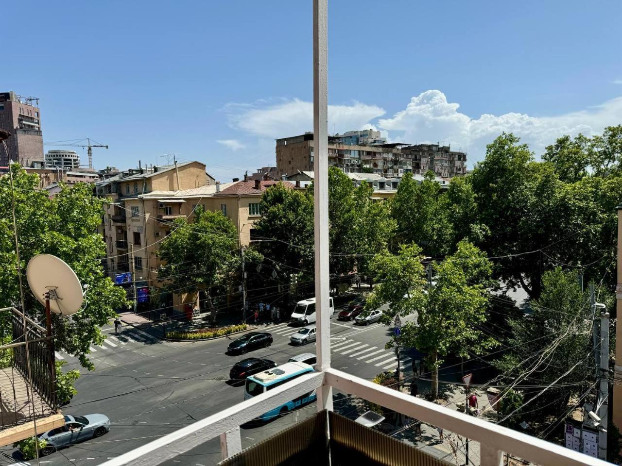 Guesthouses Opera Γιερεβάν Εξωτερικό φωτογραφία